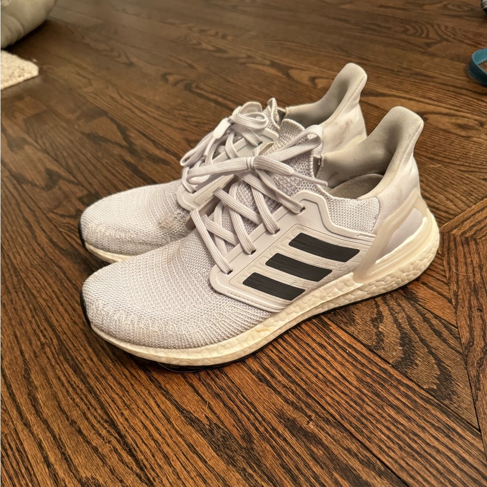 Adidas Sneakers